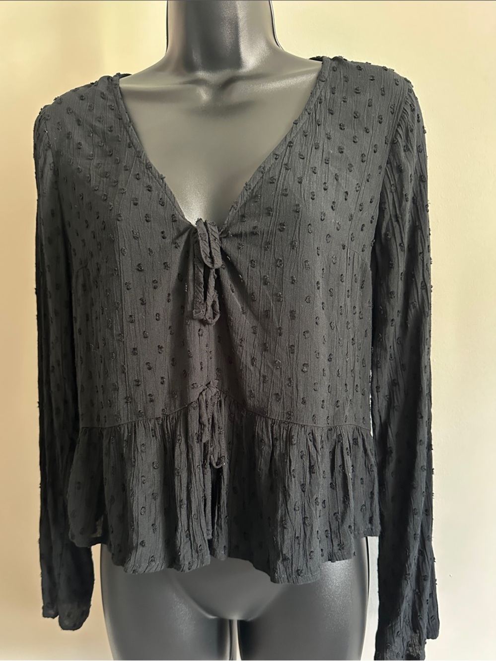Hollister Black Textured Tie-Front Peplum Blouse